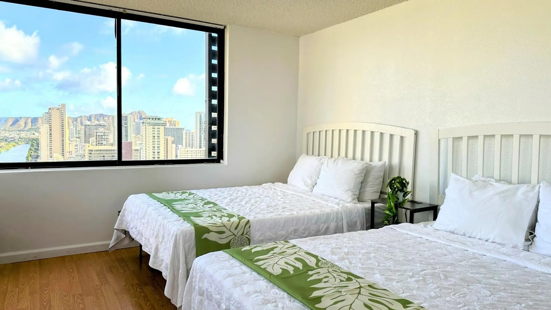 Aparthotel Vacation Rental Studios At Hawaiian Monarch Honolulu